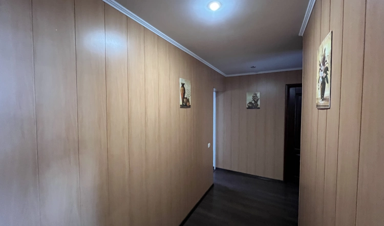 Продается 3 комнатная квартира 71м2 в КИРПИЧНОМ, ТЕПЛОМ доме р-н Корбутовки Житомир